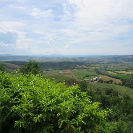 Le Presbytere De Montaigut Montégut Exteriér fotografie